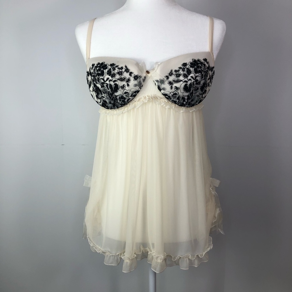 Vtg Victoria Secret Teddy chemise Sz 34D